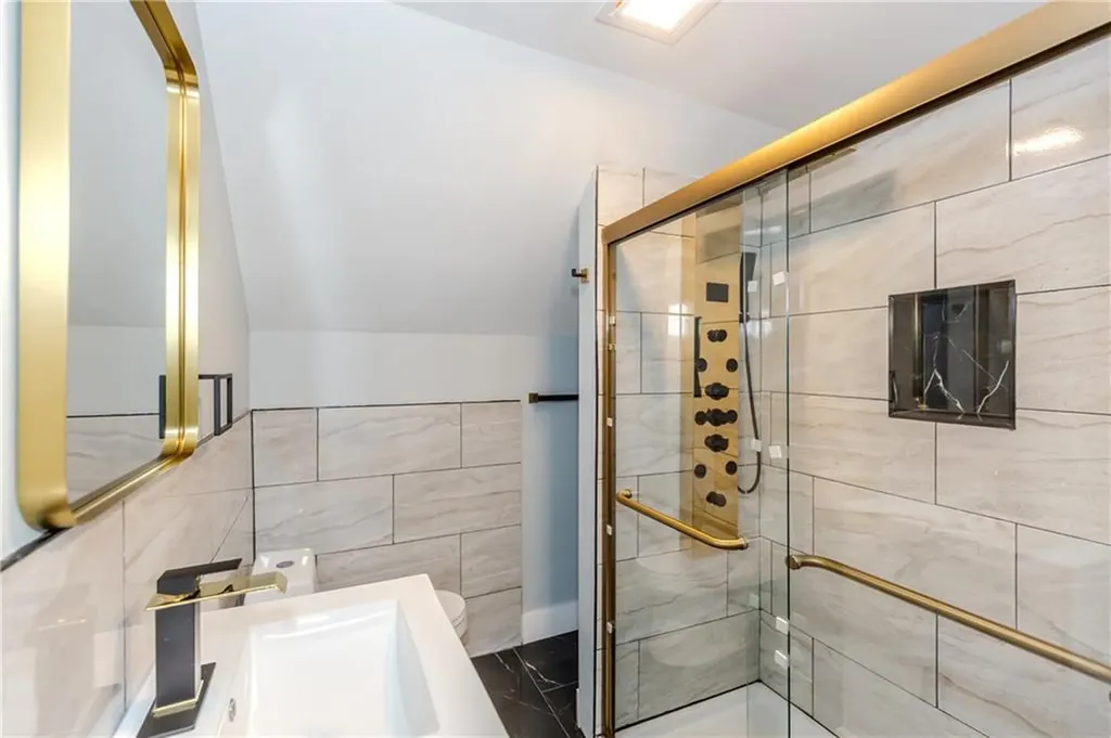 604 Smithfield Road North Providence RI 02904