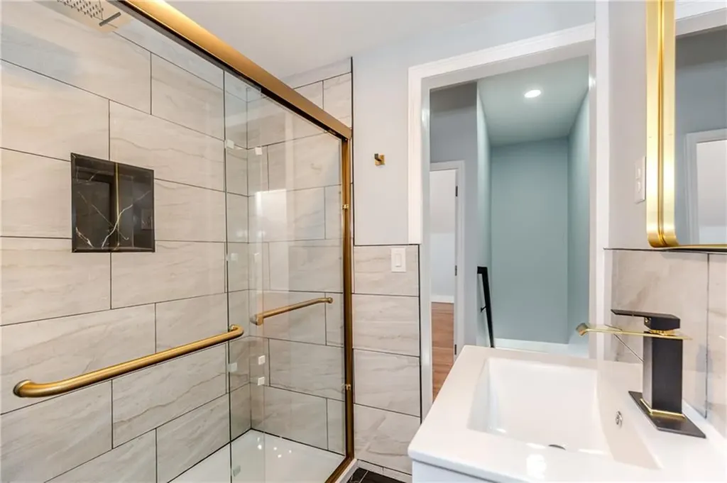 604 Smithfield Road North Providence RI 02904