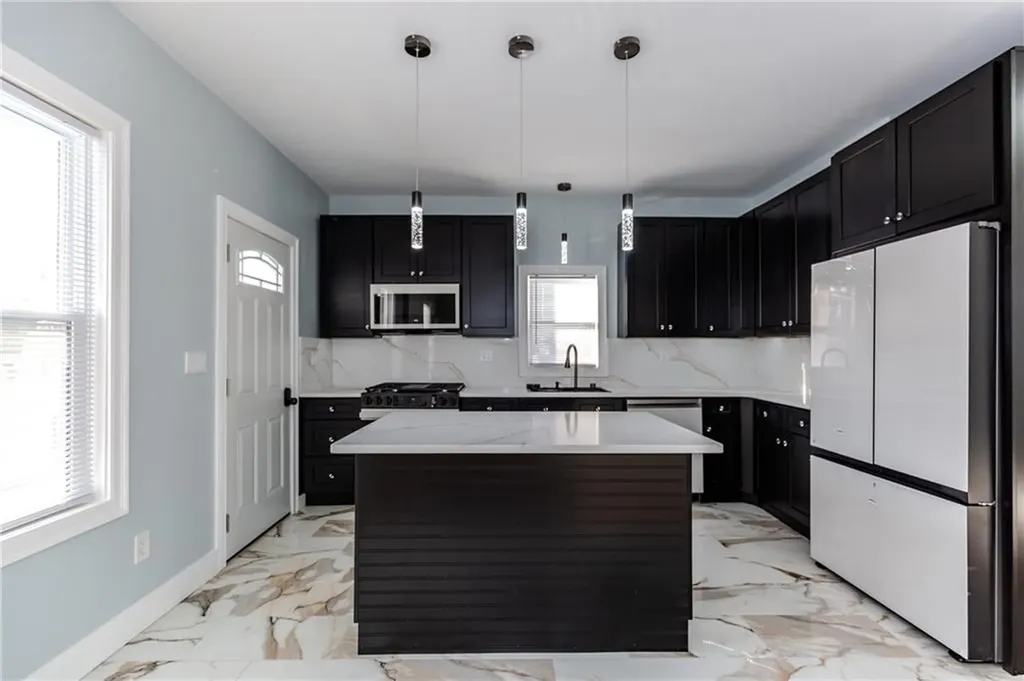 604 Smithfield Road North Providence RI 02904