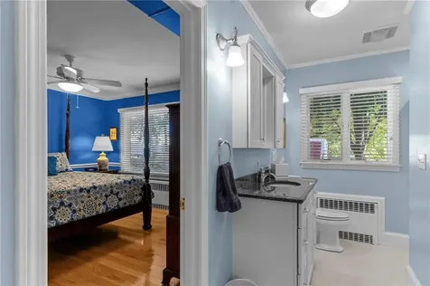 88 Homestead Avenue North Smithfield RI 02896