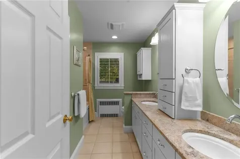 88 Homestead Avenue North Smithfield RI 02896