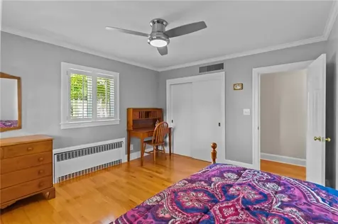 88 Homestead Avenue North Smithfield RI 02896