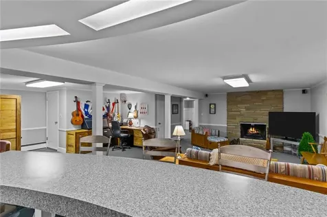 88 Homestead Avenue North Smithfield RI 02896