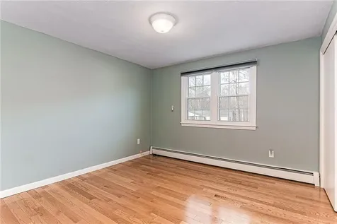 102 Moccasin Trail Cranston RI 02921