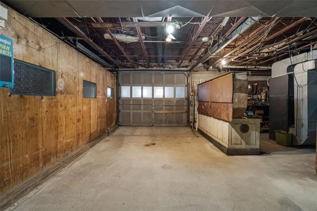 585 Warren Avenue East Providence RI 02914