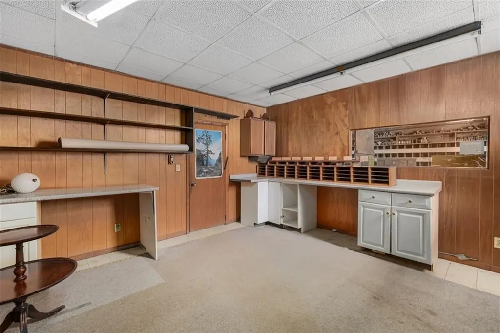 585 Warren Avenue East Providence RI 02914