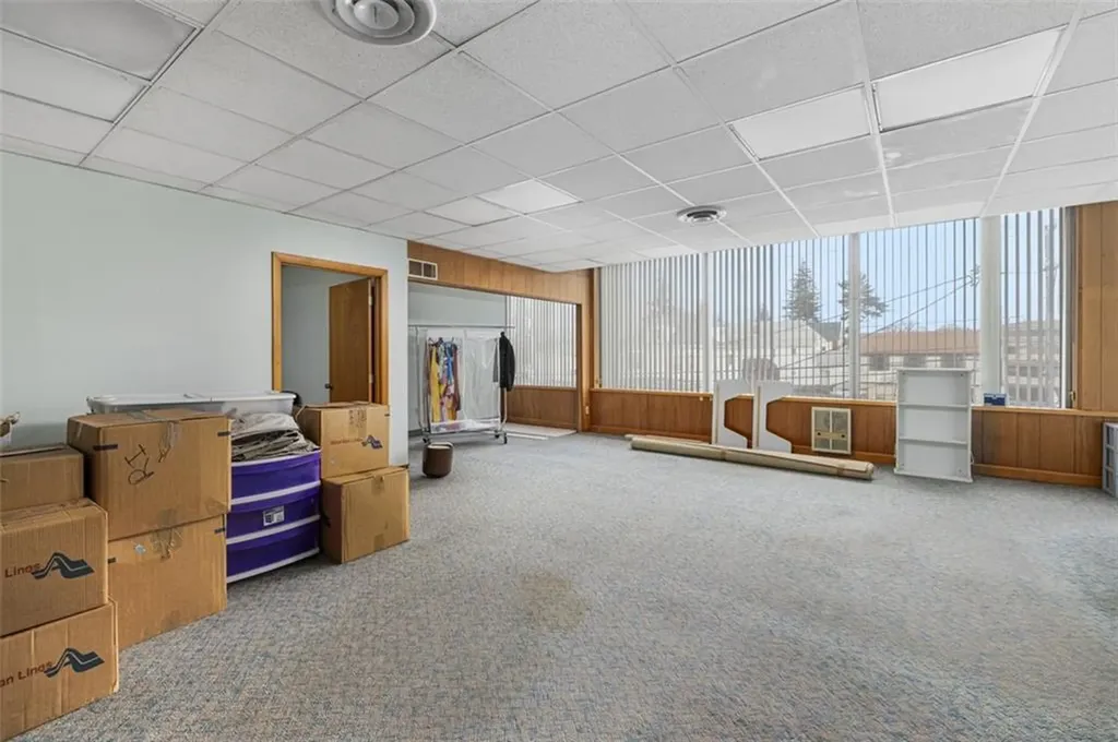 585 Warren Avenue East Providence RI 02914