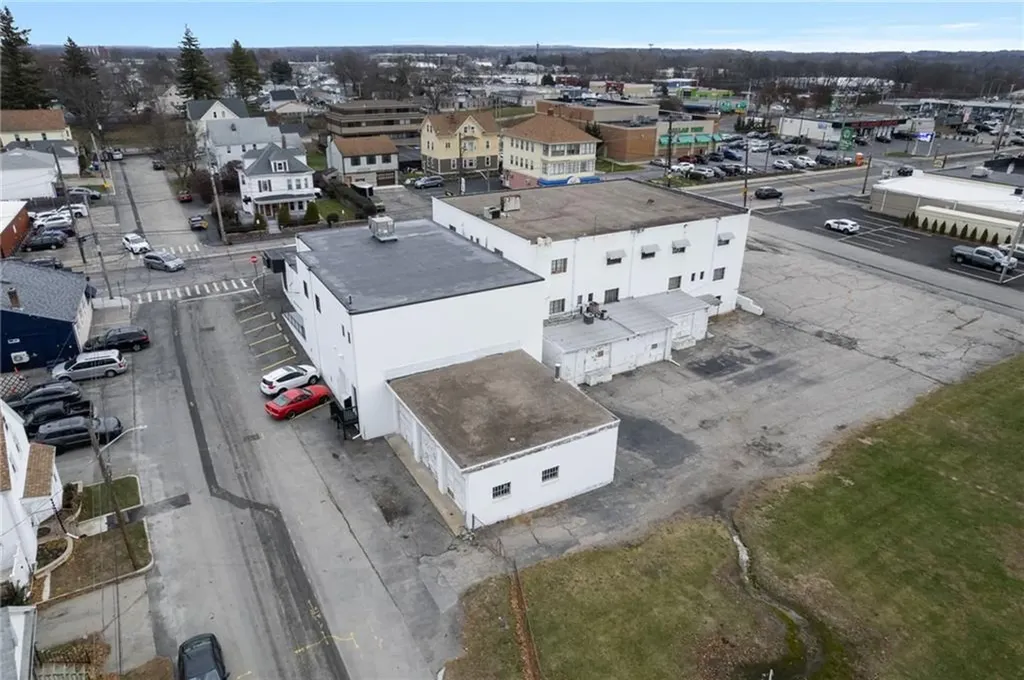 585 Warren Avenue East Providence RI 02914