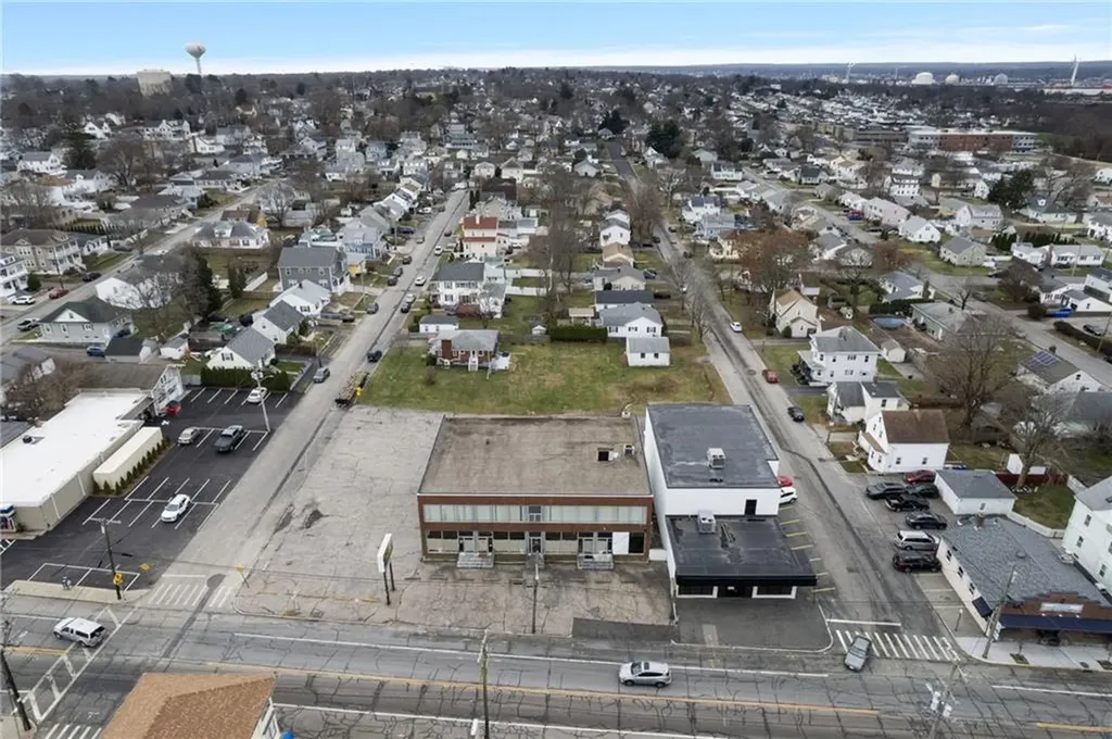 585 Warren Avenue East Providence RI 02914