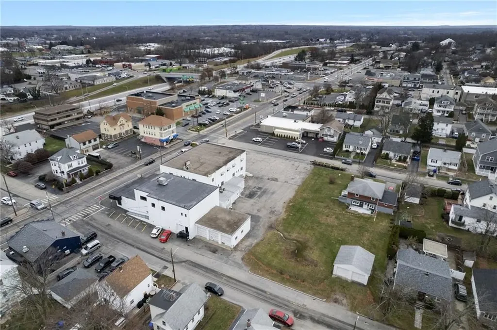 585 Warren Avenue East Providence RI 02914