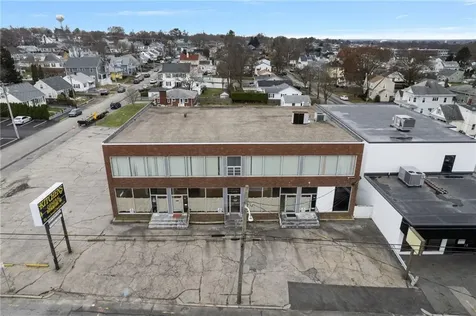 585 Warren Avenue East Providence RI 02914