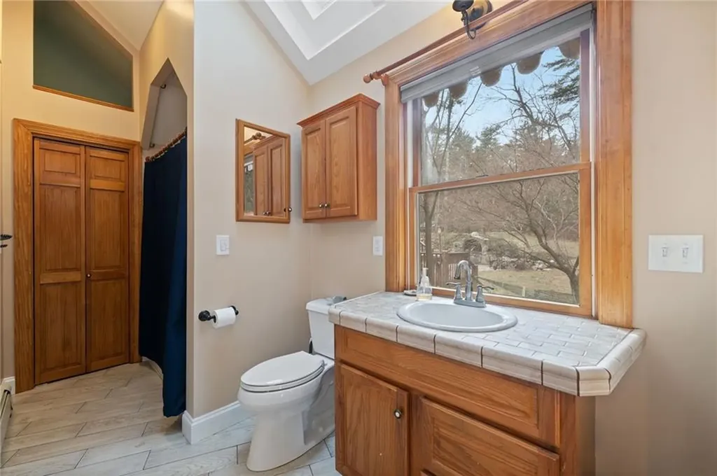 511 Tripps Corner Road Exeter RI 02822