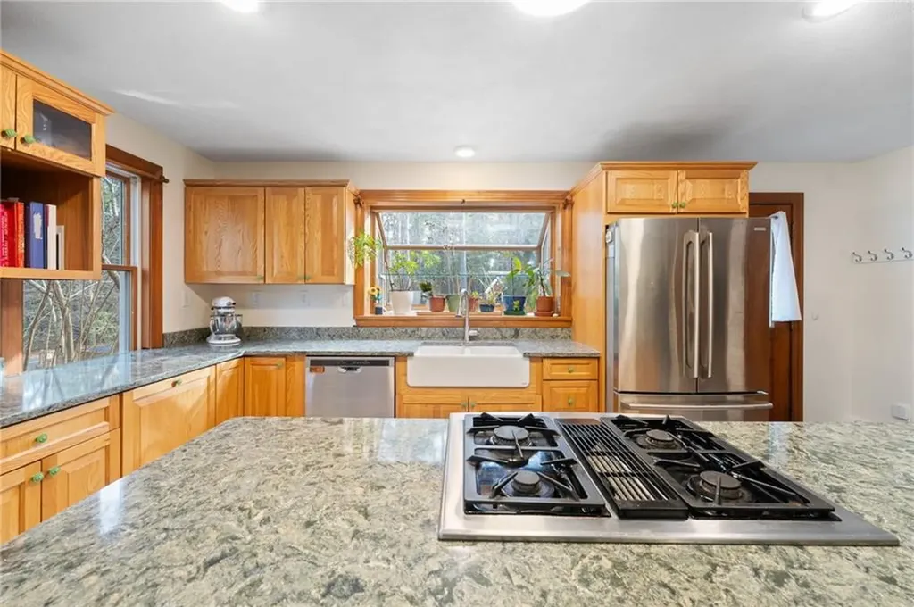 511 Tripps Corner Road Exeter RI 02822