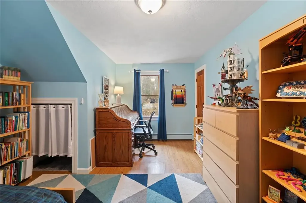 511 Tripps Corner Road Exeter RI 02822