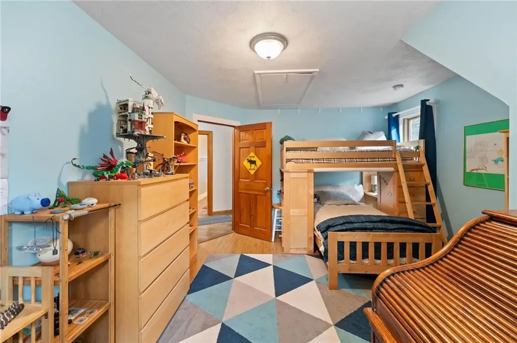 511 Tripps Corner Road Exeter RI 02822