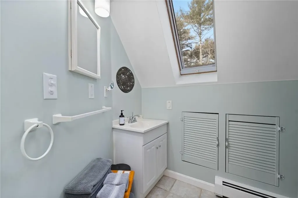 511 Tripps Corner Road Exeter RI 02822