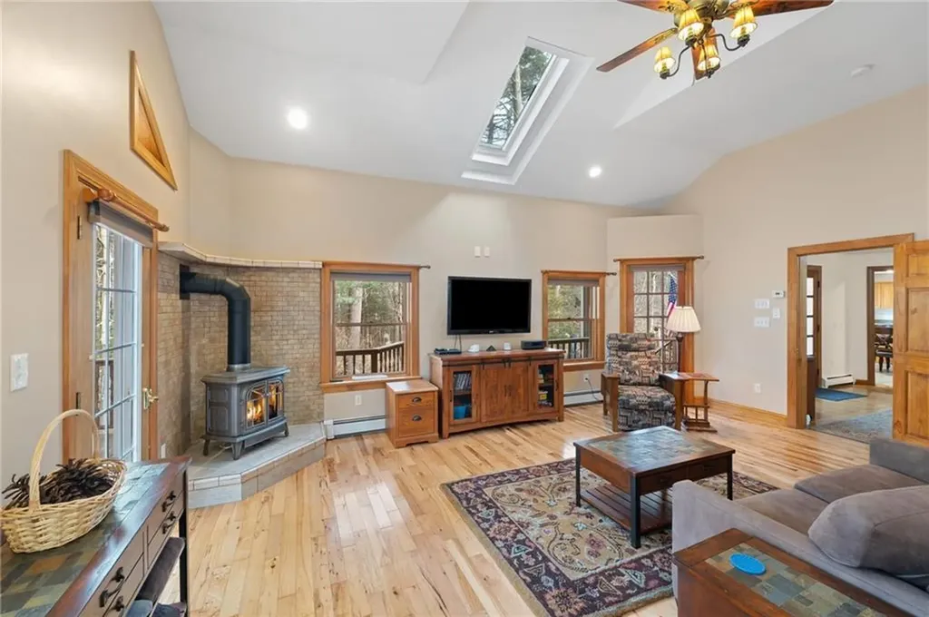 511 Tripps Corner Road Exeter RI 02822