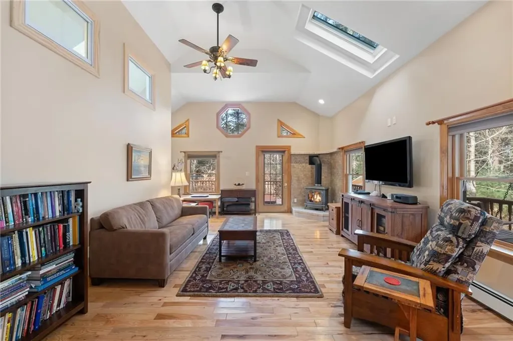 511 Tripps Corner Road Exeter RI 02822