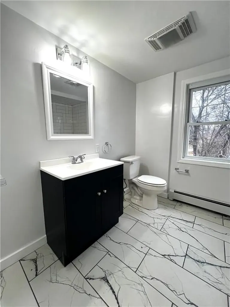 171 Canton Street Providence RI 02908