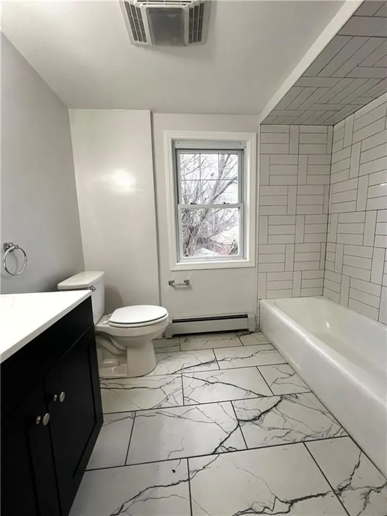 171 Canton Street Providence RI 02908