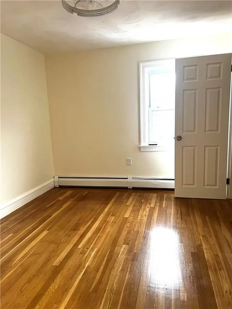 171 Canton Street Providence RI 02908