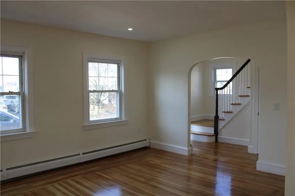 171 Canton Street Providence RI 02908