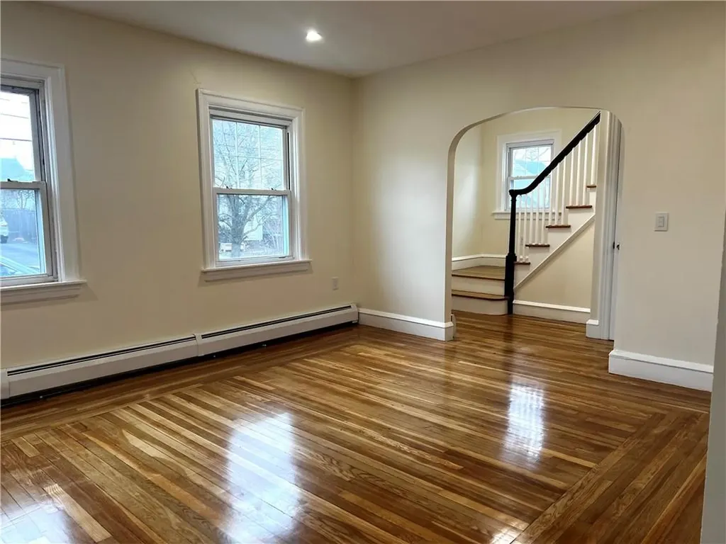 171 Canton Street Providence RI 02908