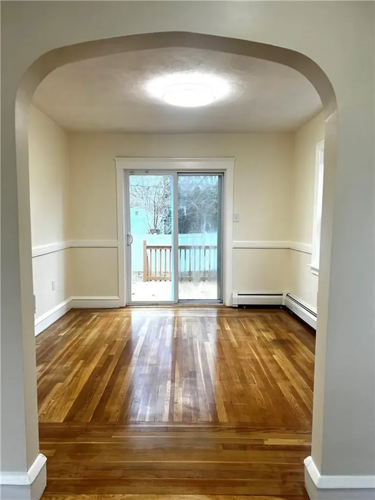 171 Canton Street Providence RI 02908