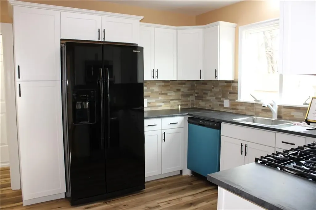 171 Canton Street Providence RI 02908
