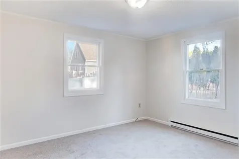 35 Corys Court Portsmouth RI 02871