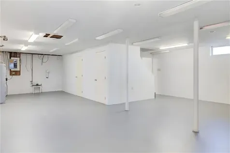 35 Corys Court Portsmouth RI 02871