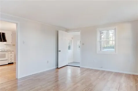 35 Corys Court Portsmouth RI 02871