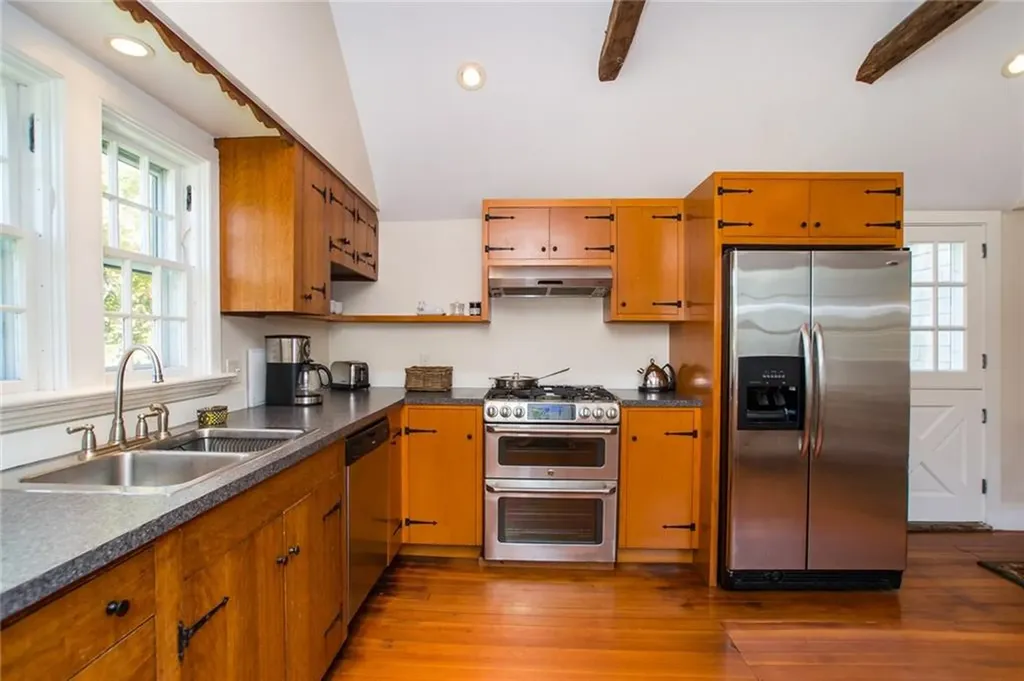 15 Snell Road Little Compton RI 02837