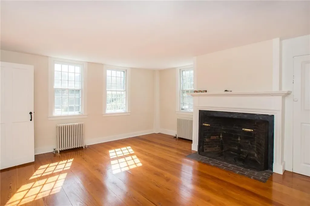 15 Snell Road Little Compton RI 02837