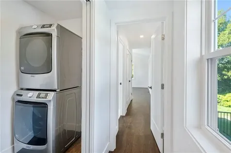 32 Arrowhead Drive Tiverton RI 02878