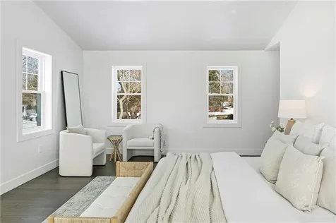 32 Arrowhead Drive Tiverton RI 02878