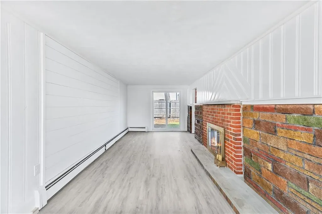 23 Columbus Avenue Johnston RI 02919