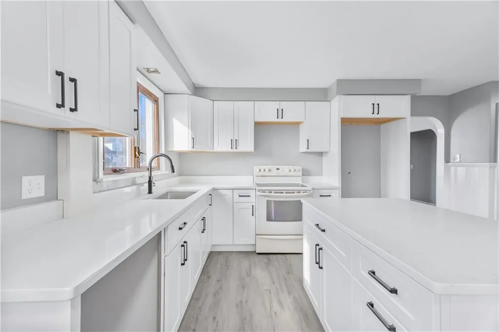 23 Columbus Avenue Johnston RI 02919