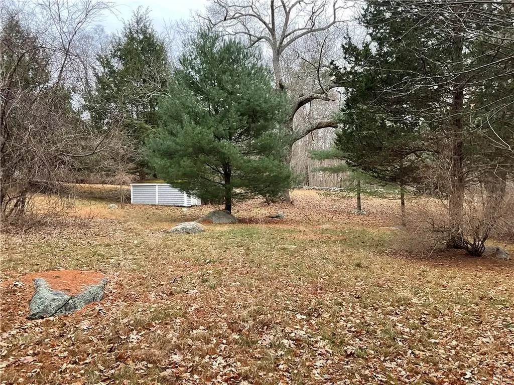 922 924 Plainfield Pike Scituate RI 02857