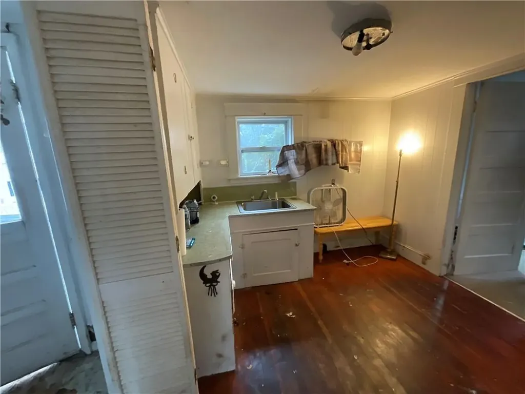 922 924 Plainfield Pike Scituate RI 02857