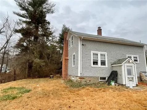 922 924 Plainfield Pike Scituate RI 02857