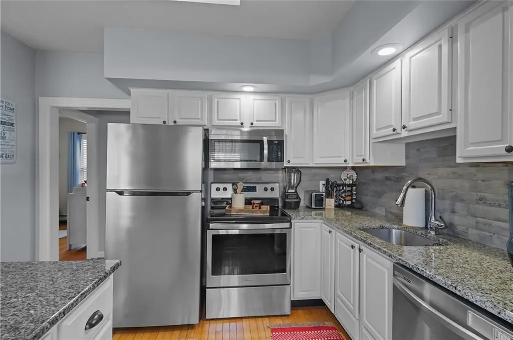 496 Daggett Avenue Pawtucket RI 02861