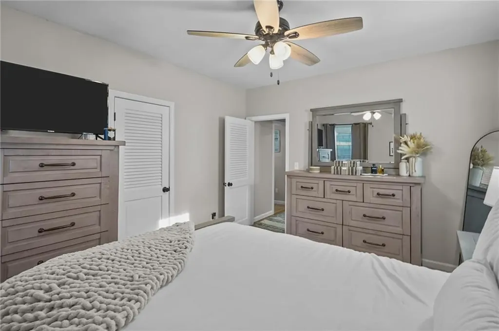 496 Daggett Avenue Pawtucket RI 02861