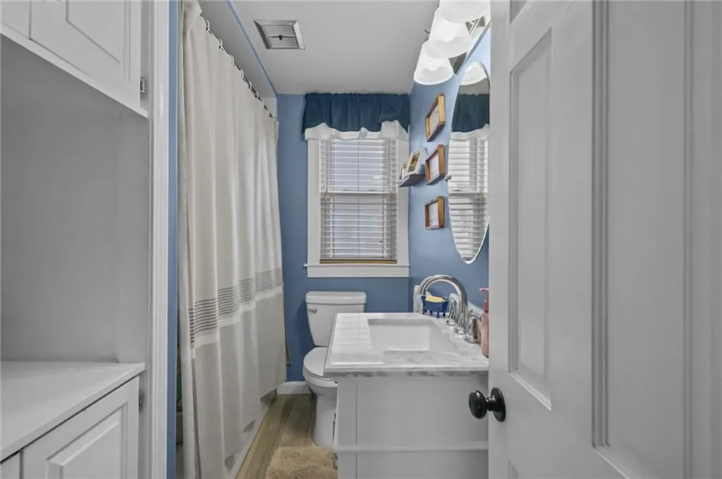 496 Daggett Avenue Pawtucket RI 02861