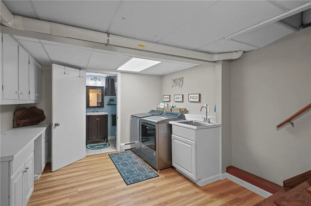 496 Daggett Avenue Pawtucket RI 02861