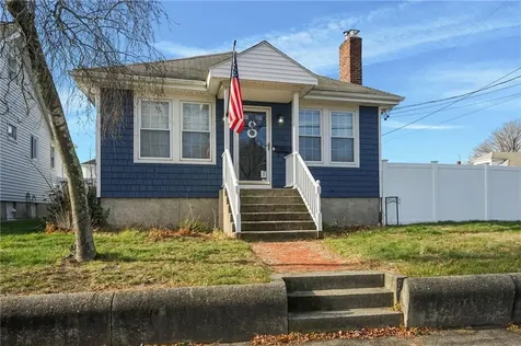 496 Daggett Avenue Pawtucket RI 02861