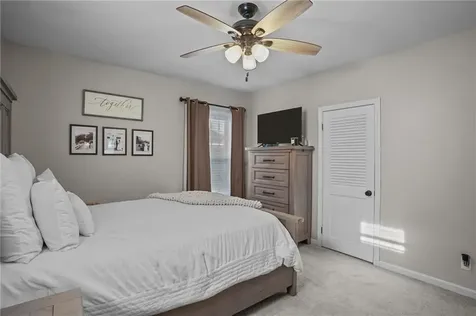 496 Daggett Avenue Pawtucket RI 02861