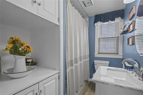 496 Daggett Avenue Pawtucket RI 02861