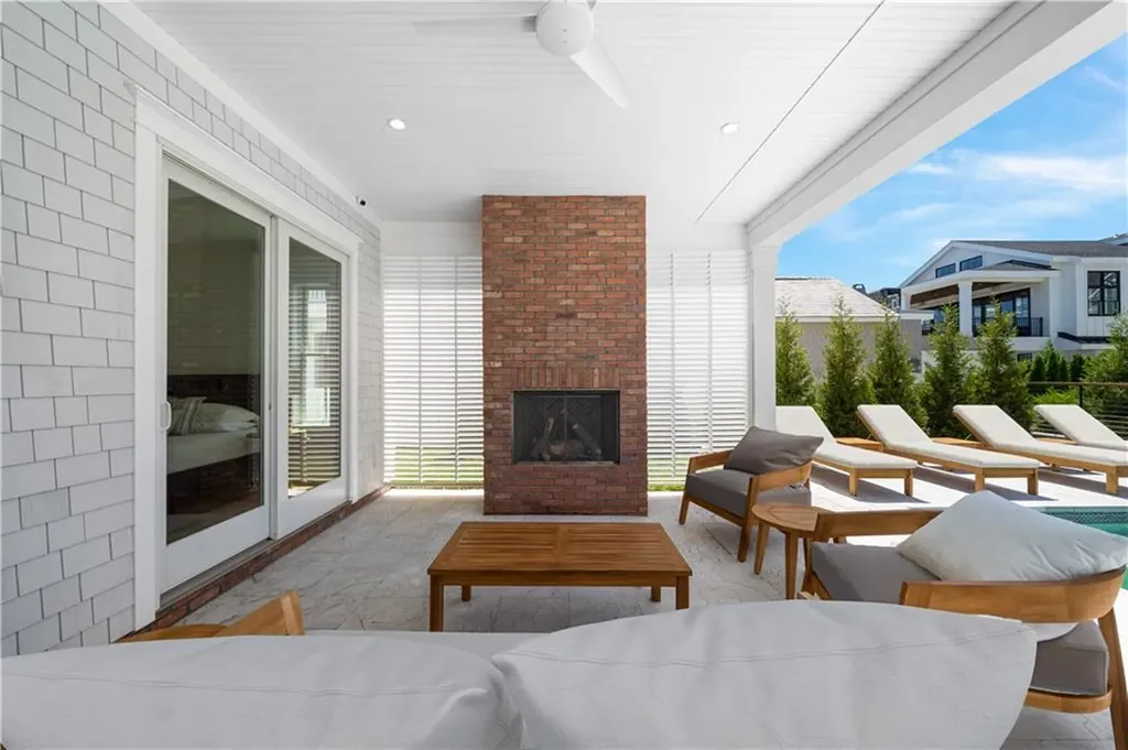 811 Ocean Road Narragansett RI 02882