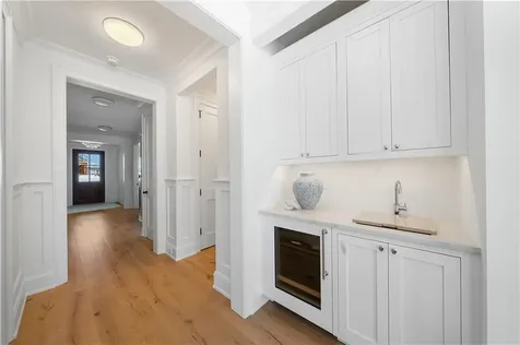 811 Ocean Road Narragansett RI 02882